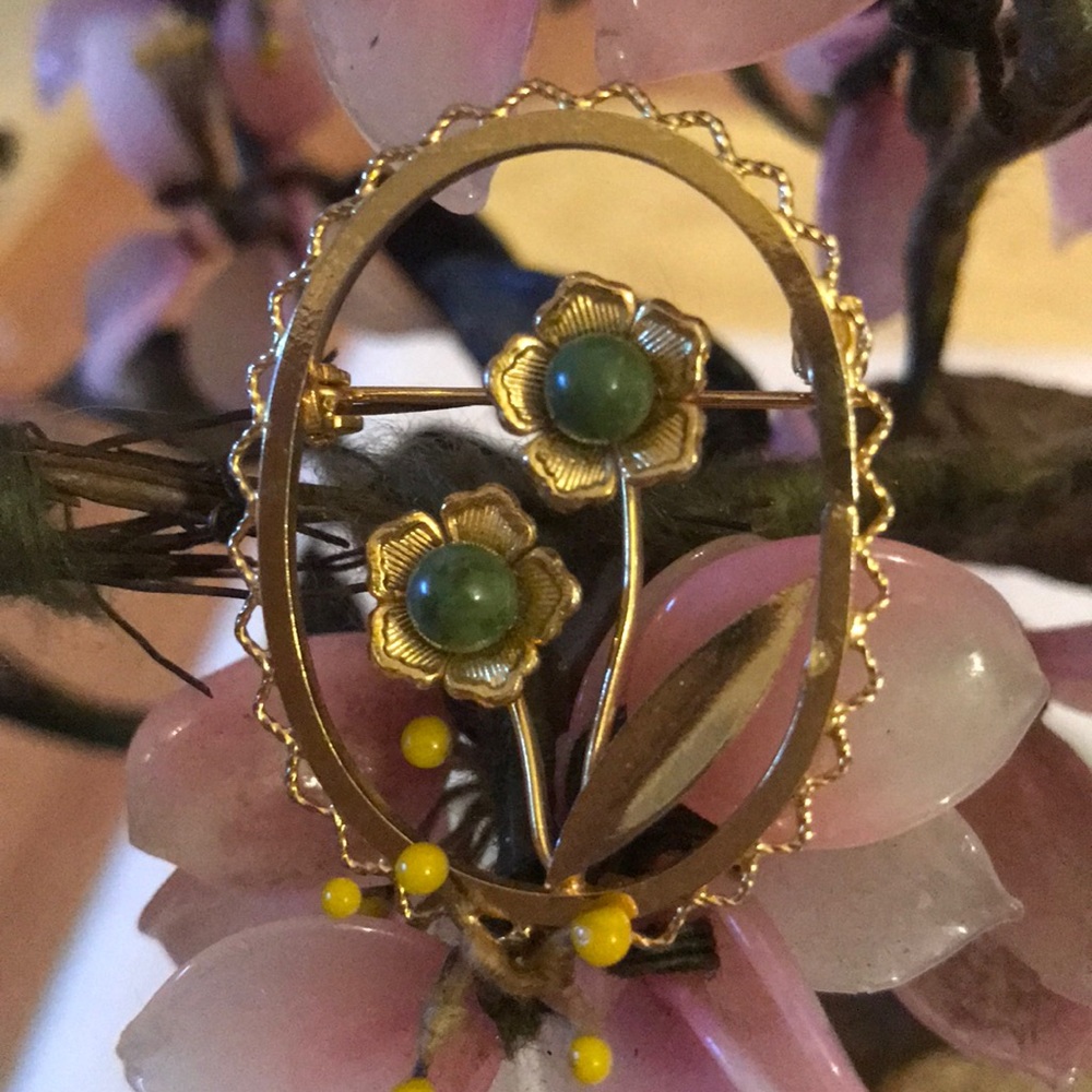 Vintage jade brooch - Picture 2 of 4